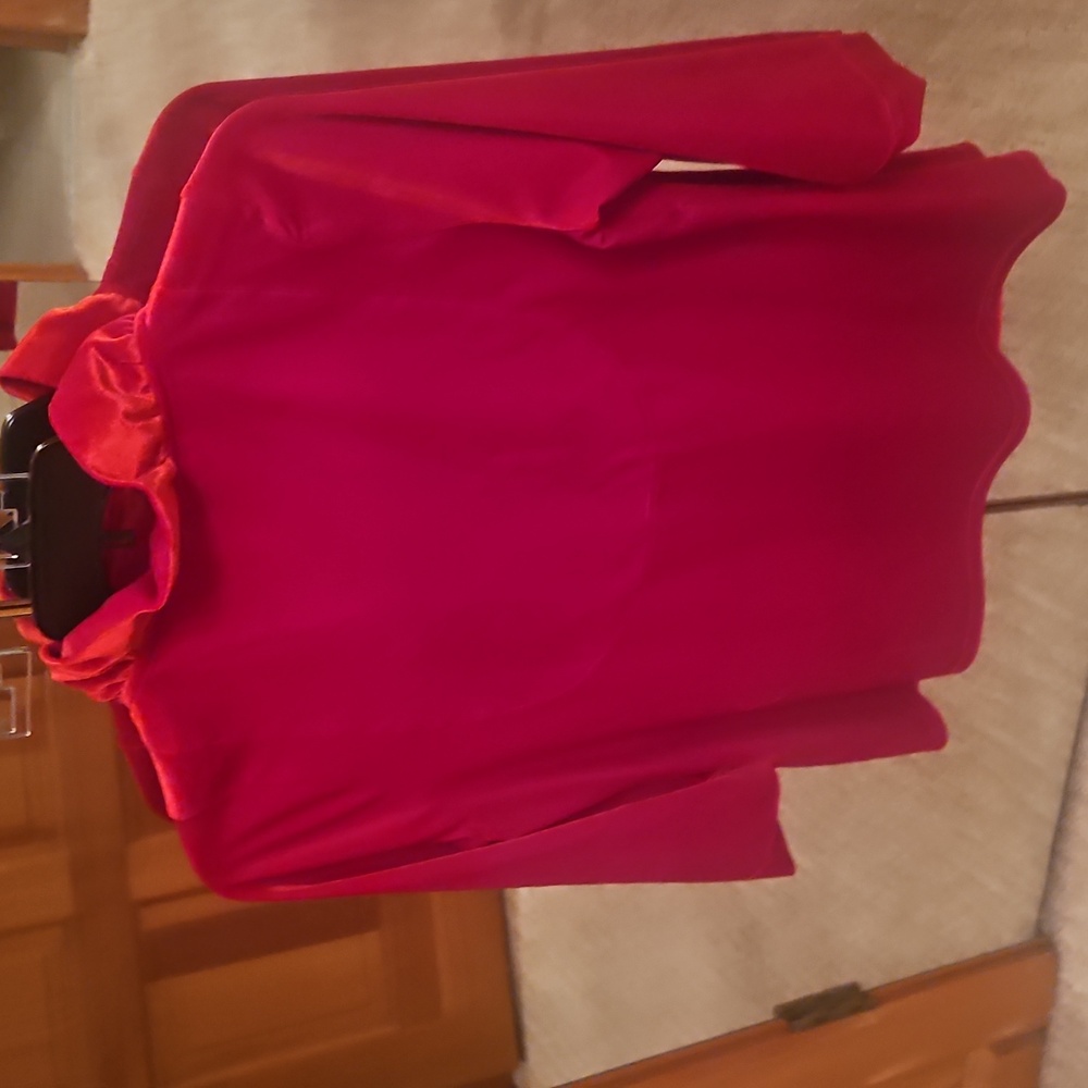 Gretchen Scott Red Crimson Ruffle Neck 3/4 Sleeves Top - Silky Velvet Size XL - Picture 2 of 7
